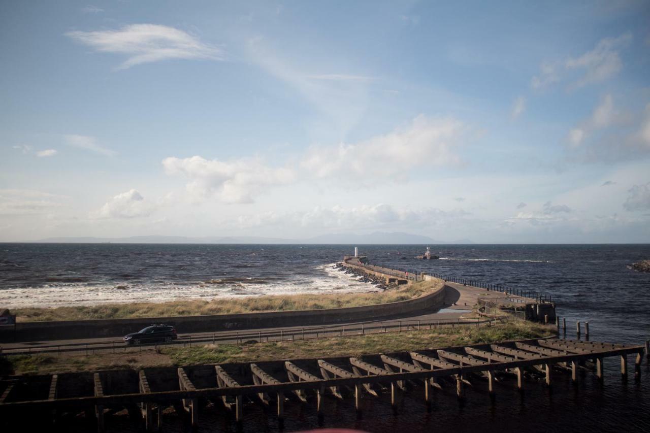 No27 Ayr Beach - Coorie Doon Stays Eksteriør billede